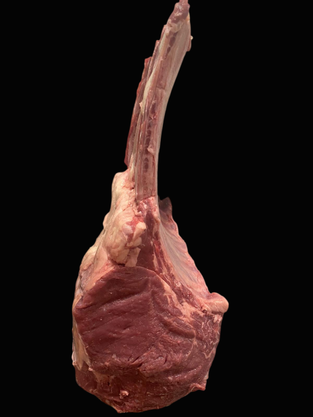 Près de Fréjus, découvrez notre bœuf d'Ecosse IGP maturé trente-cinq jours, une pièce d'exception au goût incomparable.